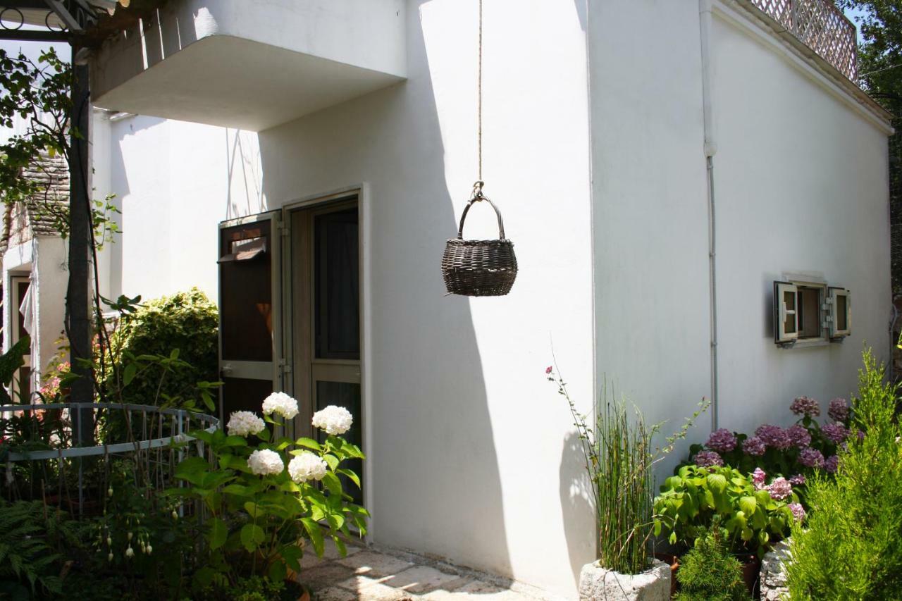 Mini Suite Alla Cascata Noci Exterior photo
